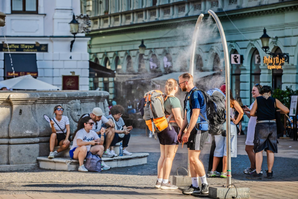 Na v&auml;č&scaron;ine Slovenska treba poč&iacute;tať s vysok&yacute;mi teplotami aj v pondelok. FOTO: HN/Spodniakov&aacute; Miroslava