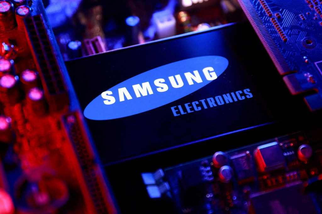 Hlavn&yacute;m motorom rastu je mas&iacute;vny rozmach exportu pam&auml;ťov&yacute;ch čipov pre AI na čele s firmami Samsung Electronics a SK Hynix. FOTO: REUTERS