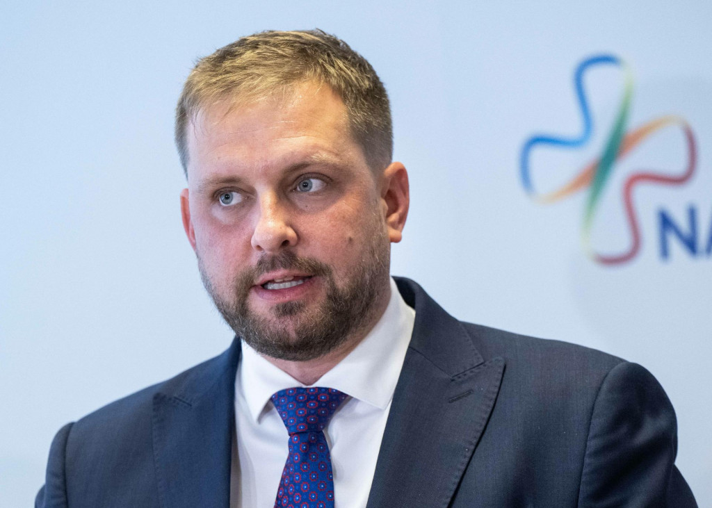 Na sn&iacute;mke minister zdravotn&iacute;ctva Kamil &Scaron;a&scaron;ko (Hlas-SD). FOTO: TASR/Jakub Kotian