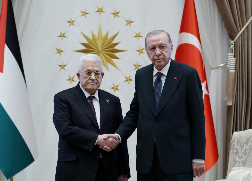 &bdquo;Cieľom Netanjahuovej vl&aacute;dy je vyradiť Palest&iacute;nu zo spoločnej agendy ľudstva t&yacute;m, že profituje z chaosu a nov&yacute;ch konfliktov v regi&oacute;ne,&ldquo; vyhl&aacute;sil Erdogan. FOTO: REUTERS