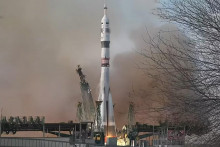 &Scaron;tart lode Sojuz MS-28. FOTO: NASA/Roskosmos