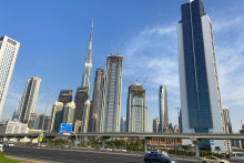 Celkov&yacute; pohľad na panor&aacute;mu mrakodrapu Burdž Chal&iacute;fa v Dubaji. FOTO. Reuters