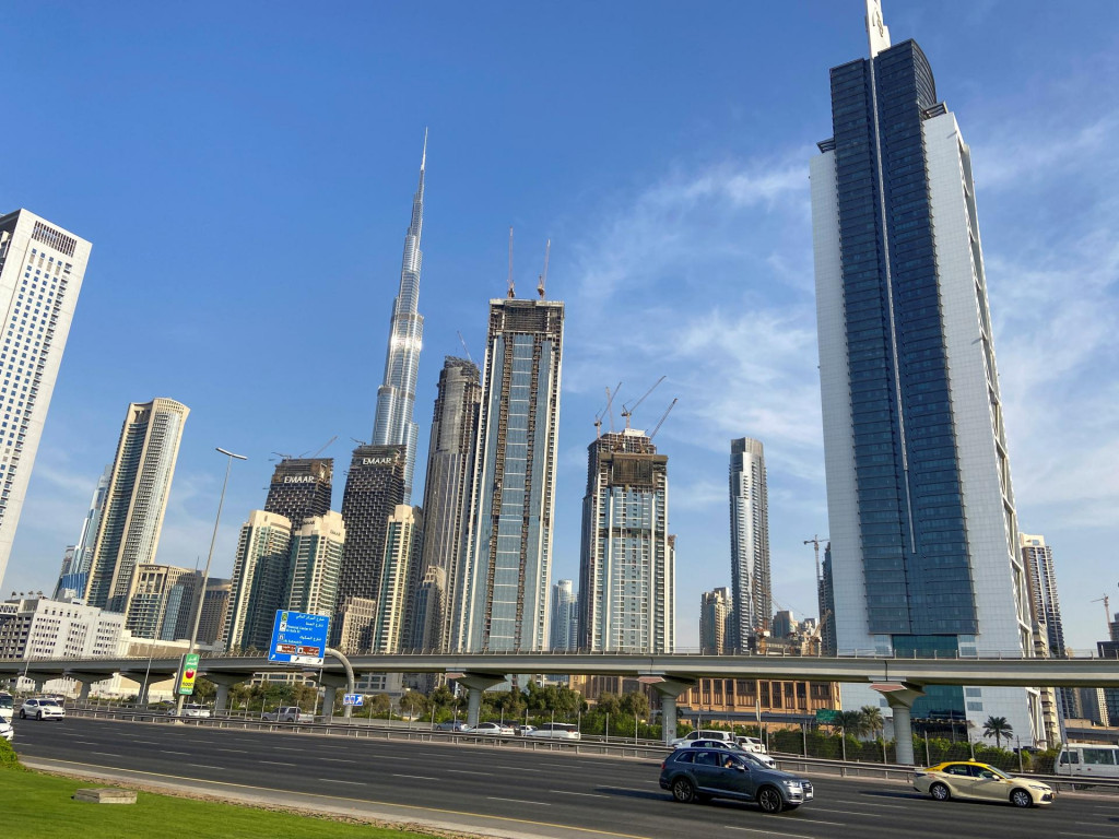 Celkov&yacute; pohľad na panor&aacute;mu mrakodrapu Burdž Chal&iacute;fa v Dubaji. FOTO. Reuters