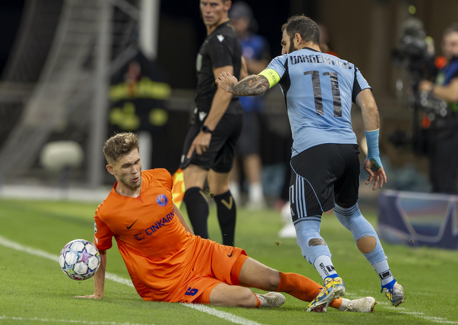 Photo: hnonline.sk Slovan Bratislava affronte Celje pour une place en Ligue des champions