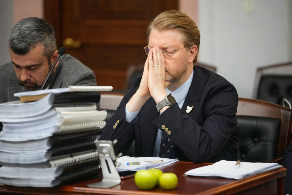 L&iacute;der ruskej liber&aacute;lnej strany Jabloko Nikolaj Rybakov reaguje počas vypočutia jeho apelu pred rusk&yacute;m Najvy&scaron;&scaron;&iacute;m s&uacute;dom v Moskve. FOTO: TASR/AP