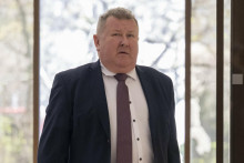 Na sn&iacute;mke predseda &Uacute;radu pre regul&aacute;ciu sieťov&yacute;ch odvetv&iacute; (&Uacute;RSO) Jozef Holjenč&iacute;k. FOTO: TASR/Martin Baumann
