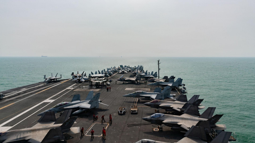 USS George Washington. FOTO: Reuters