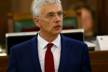 Kri&scaron;j&aacute;nis Kariň&scaron; - Loty&scaron;sk&yacute; minister zahraničn&yacute;ch vec&iacute; FOTO: Reuters