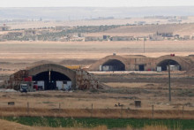 S&yacute;rske vojensk&eacute; letisko Ab&uacute; Zuh&uacute;r, ktor&eacute; sa stalo terčom izraelsk&eacute;ho &uacute;deru. FOTO: Reuters