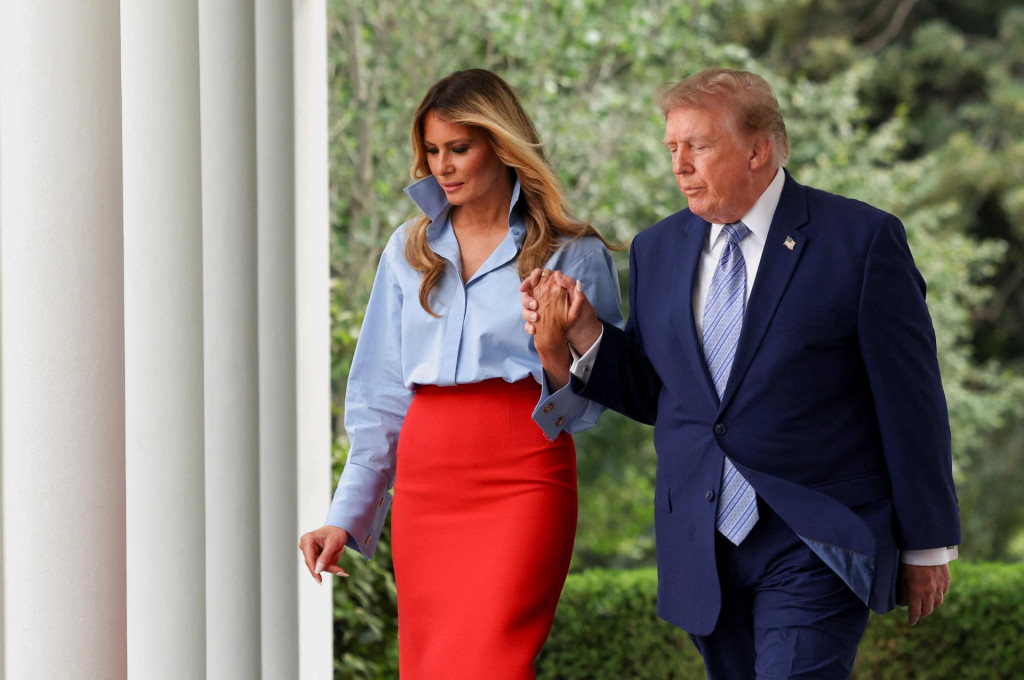 Americk&yacute; prezident Donald Trump s manželkou Melaniou. FOTO: REUTERS