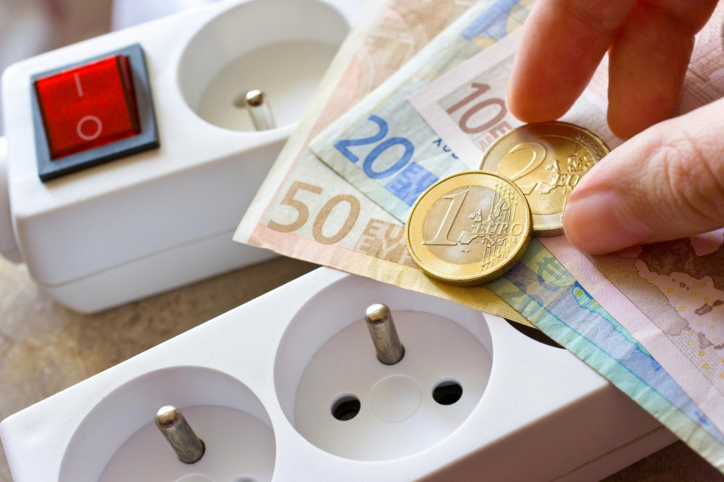 Pr&iacute;spevok je určen&yacute; pre dom&aacute;cnosti, ktor&eacute; s&uacute; ohrozen&eacute; energetickou chudobou. FOTO: Dreamstime