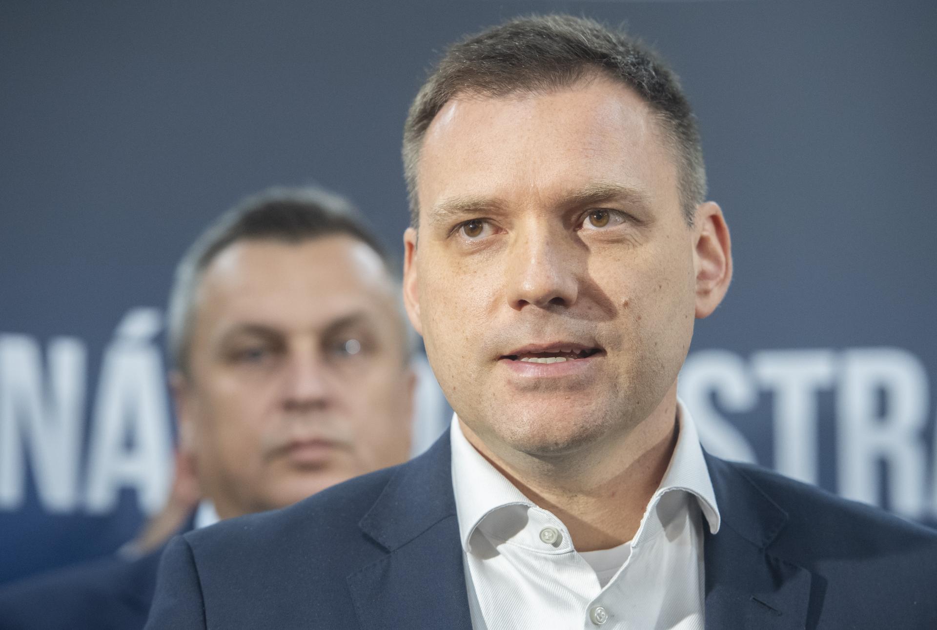 SNS žiada Tarabu o preverenie zákaziek na odstraňovanie sedimentov z Dunaja