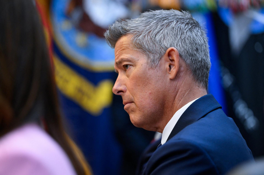 Americk&yacute; minister dopravy Sean Duffy. FOTO: Reuters