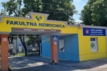 Fakultn&aacute; nemocnica Trnava. FOTO: TASR
