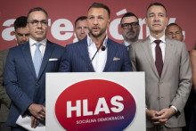 Hlas v meran&iacute; Ipsosu posilnil z j&uacute;nov&yacute;ch 6,8 percenta o 1,4 percentu&aacute;lneho bodu. Ide o najv&auml;č&scaron;&iacute; n&aacute;rast zo v&scaron;etk&yacute;ch str&aacute;n v modeli. FOTO: TASR/Martin Baumann