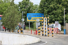 Hraničn&yacute; priechod medzi Moldavskom a Ukrajinou Reni-Giurgiulesti. FOTO: Profimedia