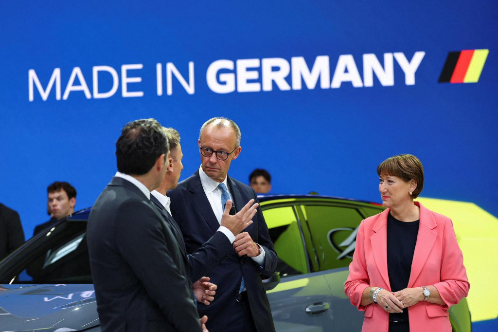 V s&uacute;vislosti s vyhliadkami exportu sa zlep&scaron;ila n&aacute;lada aj v nemeckom automobilovom priemysle. FOTO: Reuters