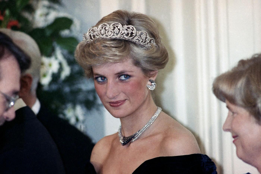 Princezn&aacute; Diana dostala prez&yacute;vku Princezn&aacute; ľud&iacute;, vďaka svojej dobrosrdečnosti.