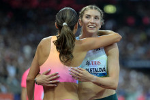 Reakcia Slovenky Emmy Zapletalovej po fin&aacute;le behu na 400 metrov cez prek&aacute;žky. FOTO: Reuters