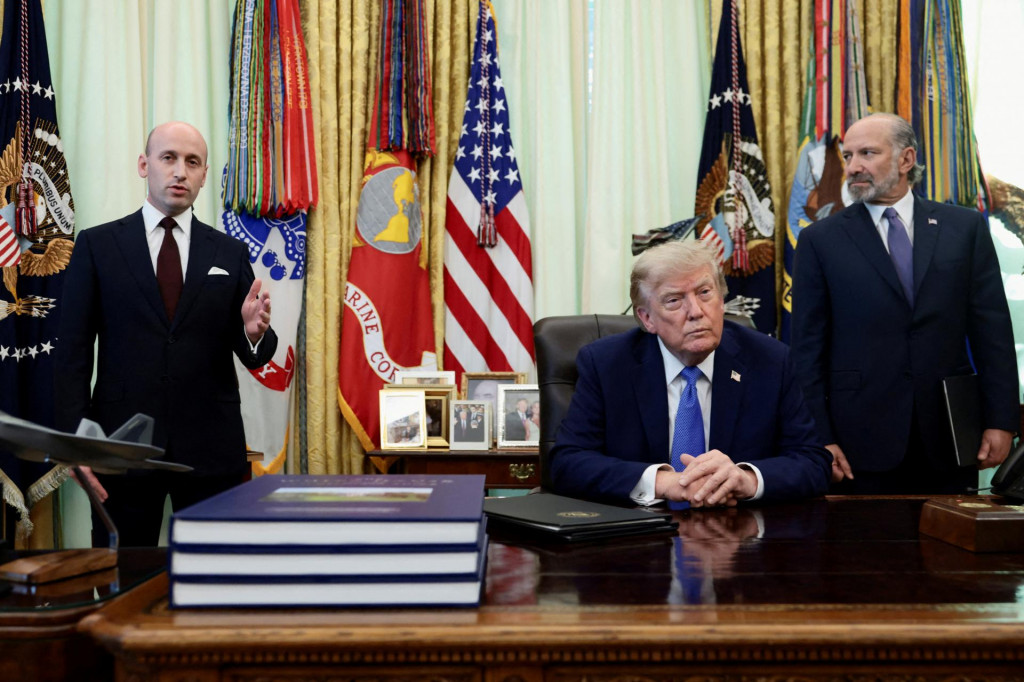 Administrat&iacute;va americk&eacute;ho prezidenta Donalda Trumpa zvažuje nov&eacute; kolo rozsiahlych ciel. FOTO: Reuters