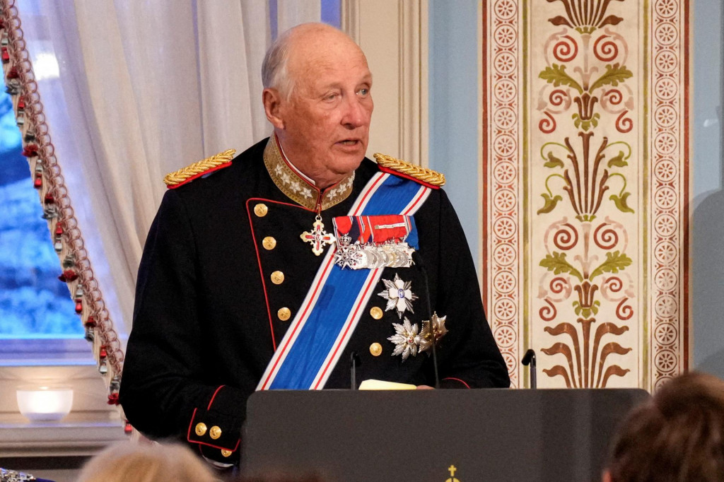 N&oacute;rsky kr&aacute;ľ Harald V. odmietol v minulosti abdikovať napriek vysok&eacute;mu veku. FOTO: Reuters