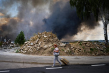 Na v&auml;č&scaron;ine Ukrajiny sa v noci rozozneli poplachy pred leteck&yacute;m &uacute;tokom. FOTO: TASR/AP