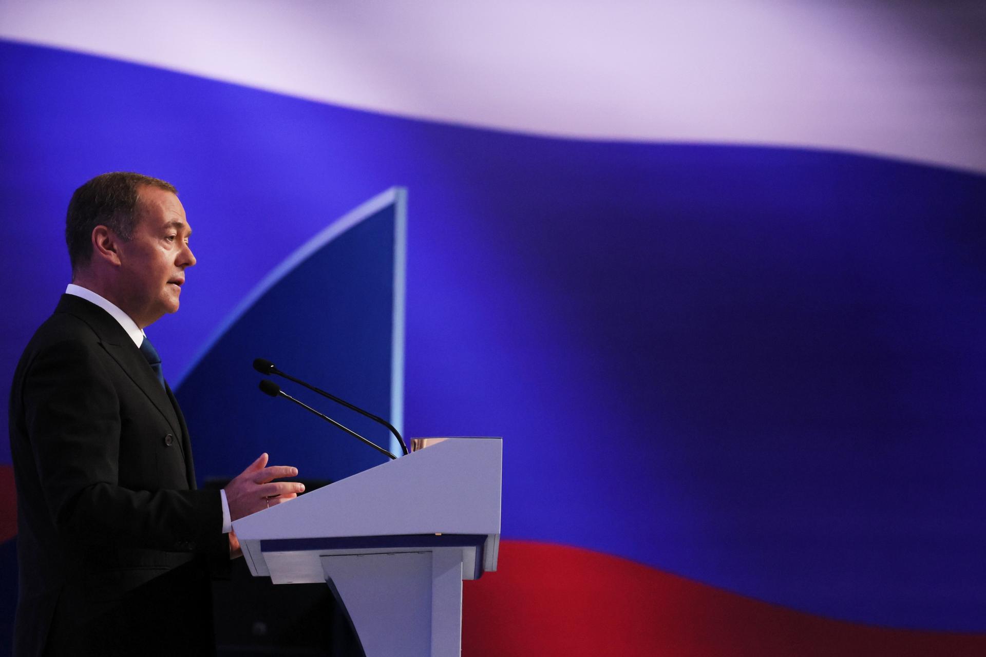 Napätie medzi Nemeckom a Ruskom rastie. Medvedev hrozí útokmi na Berlín a vojenské fabriky