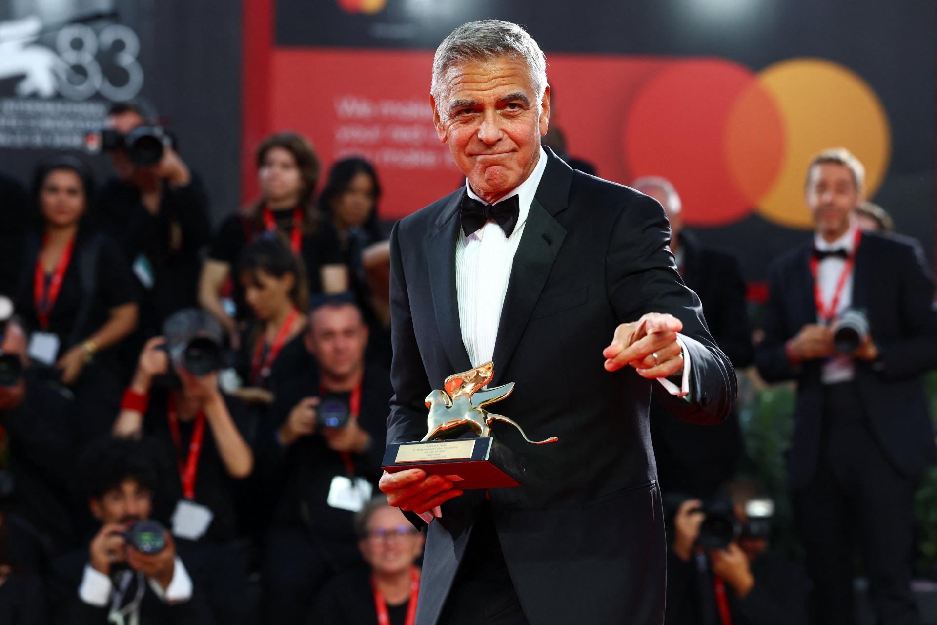 Benátsky filmový festival otvoril svoj 83. ročník. George Clooney si prevzal Zlatého leva za celoživotné dielo