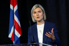 Islandsk&aacute; premi&eacute;rka Kristr&uacute;n Frostad&oacute;ttir 30. augusta reagovala na v&yacute;sledok referenda, v ktorom Islanďania povedali &bdquo;NIE&ldquo; obnoveniu pr&iacute;stupov&yacute;ch rokovan&iacute; s E&Uacute;. FOTO: Reuters