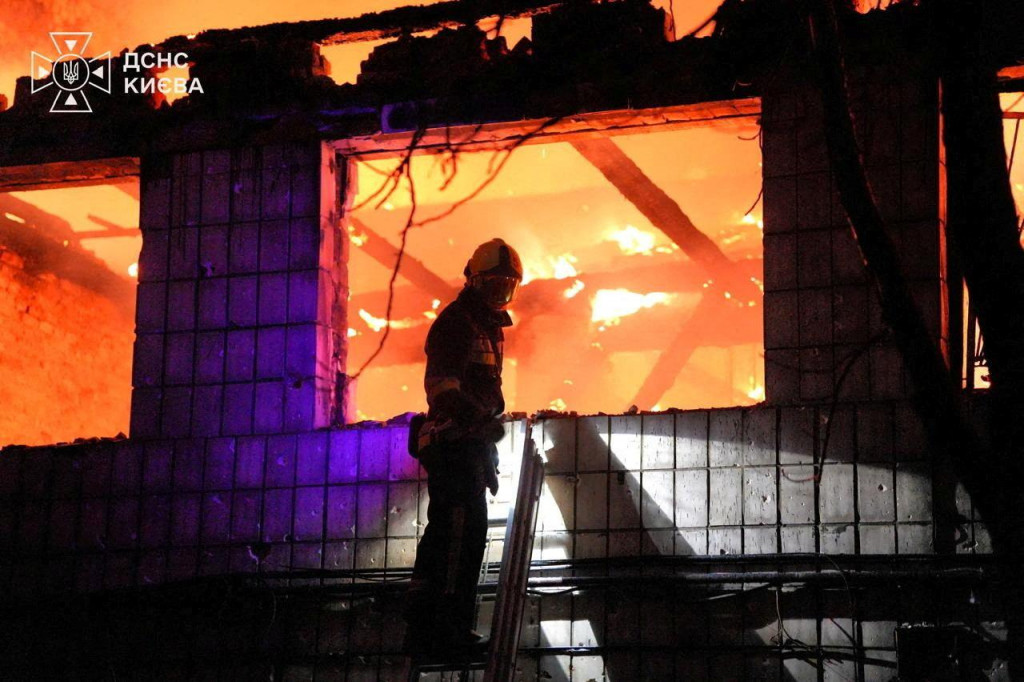 Oz&yacute;vaj&uacute; sa hlasy, že Ukrajina si v letnej bitke s Ruskom o systematick&uacute; likvid&aacute;ciu z&aacute;zemia s&iacute;ce zlep&scaron;ila imidž u z&aacute;padn&yacute;ch spojencov, ale draho za to zaplatila. FOTO: REUTERS