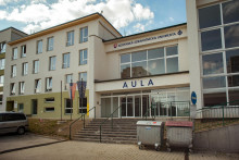 V minulom akademickom roku na Slovensku ukončilo &scaron;t&uacute;dium medic&iacute;ny 675 &scaron;tudentov.