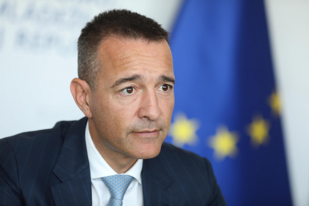 Tom&aacute;&scaron; Drucker minister &scaron;kolstva, v&yacute;skumu, v&yacute;voja a ml&aacute;deže v &scaron;tvrtej vl&aacute;de Roberta Fica. FOTO: HN/Peter Mayer