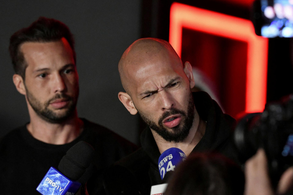 Tristan a Andrew Tateovci. FOTO: Reuters