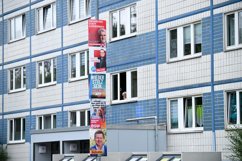 Na Magdeburg, ktor&yacute; sa presl&aacute;vil ako niekdaj&scaron;ie s&iacute;dlo otovsk&yacute;ch cis&aacute;rov, Wittenberg, kde zanechal odtlačok protestantsk&yacute; teol&oacute;g Martin Luther, či Dessau, spojen&eacute; s avantgardnou skupinou Bauhaus, sa teraz pozorne pozer&aacute; cel&eacute; Nemecko aj zahraničie. FOTO: REUTERS