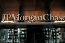 Rebr&iacute;ček najziskovej&scaron;&iacute;ch b&aacute;nk op&auml;ť viedol americk&yacute; finančn&yacute; gigant JPMorgan Chase, ktor&yacute; v prvej polovici roka dosiahol čist&yacute; zisk takmer 33 mili&aacute;rd eur. FOTO: REUTERS