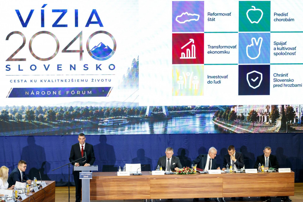 Prezent&aacute;cia dokumentu V&iacute;zia Slovensko 2040 &ndash; Cesta ku kvalitnej&scaron;iemu životu. FOTO: TASR/Dano Veselsk&yacute;
