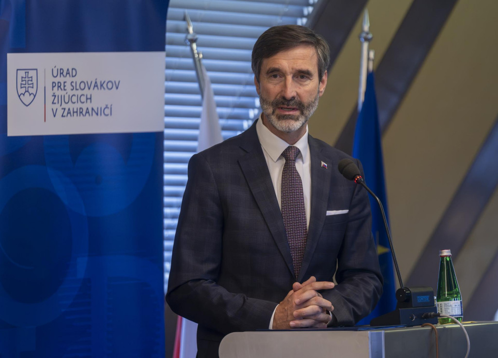 Na sn&iacute;mke minister zahraničn&yacute;ch vec&iacute; a eur&oacute;pskych z&aacute;ležitost&iacute; Juraj Blan&aacute;r (Smer-SD). FOTO: TASR/Martin Baumann