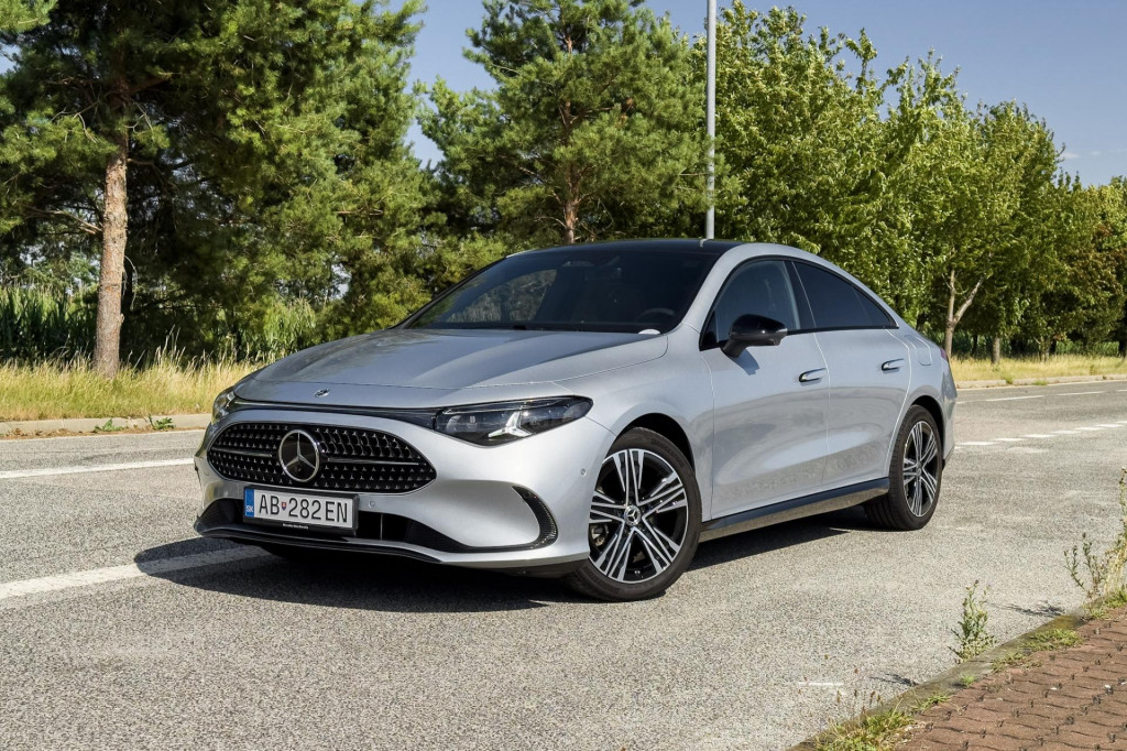 Mercedes-Benz CLA 200