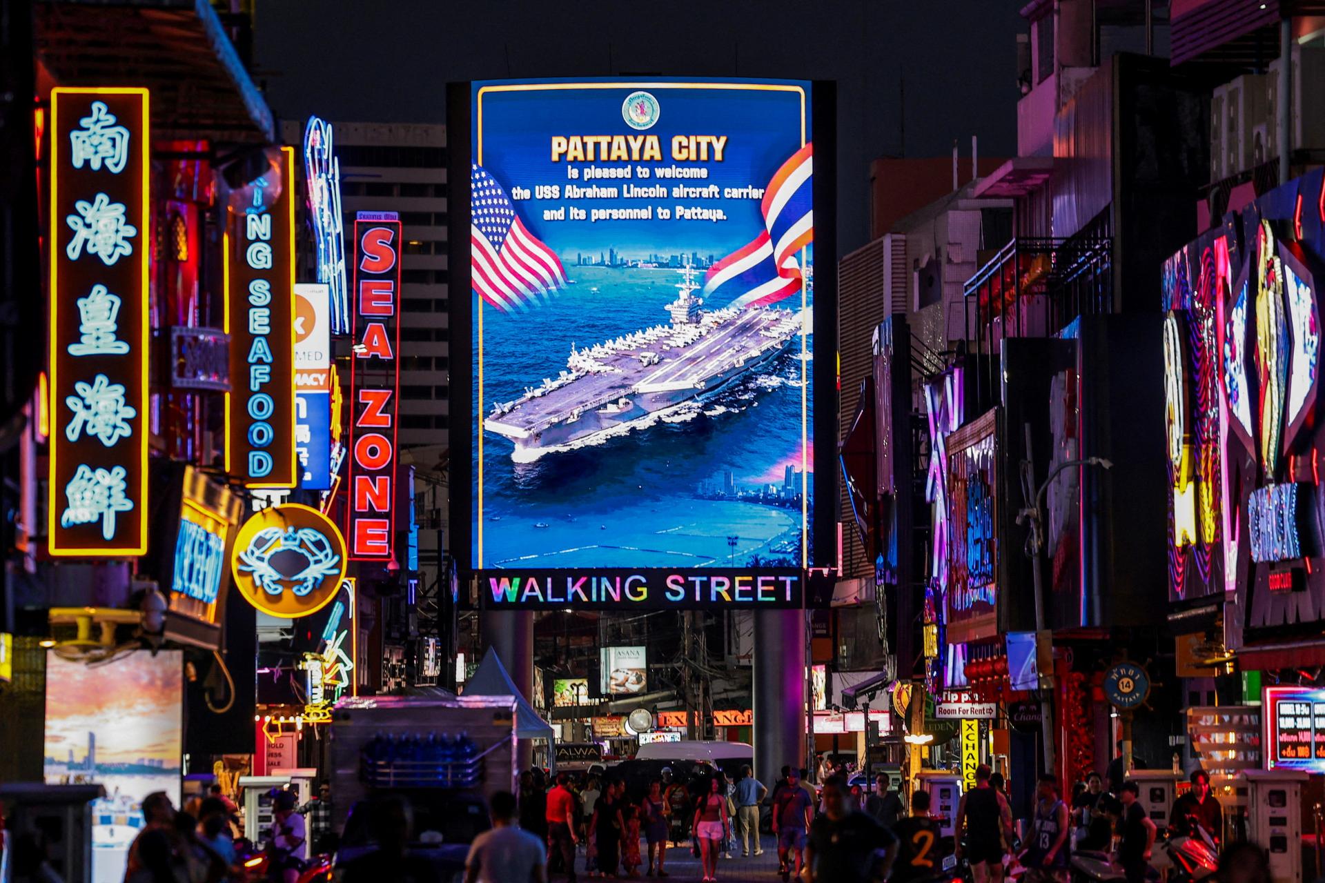USS Abraham Lincoln Departs Thailand After Record Mission