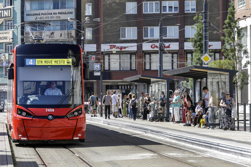 Hlavn&eacute; mesto chce pokračovať v komunik&aacute;cii s rezortom kult&uacute;ry a priz&yacute;vať aj z&aacute;stupcov SND do projektovej f&aacute;zy stavebn&eacute;ho z&aacute;meru. FOTO: TASR/Dano Veselsk&yacute;