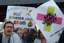 Protest proti AfD v Berl&iacute;ne. FOTO: Reuters