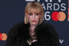 Kelly Osbourne je na nepoznanie.