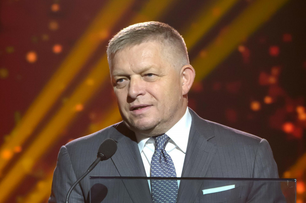 Premi&eacute;r Robert Fico zneistil svojich koaličn&yacute;ch partnerov v&yacute;rokom o prehodnoten&iacute; zru&scaron;enia transakčnej dane. FOTO: TASR/H. Mi&scaron;ovič