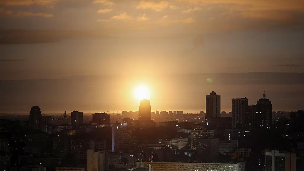 Rusk&yacute; &uacute;tok balistick&yacute;mi strelami na Kyjev a okolie (20. augusta 2026). FOTO: Reuters