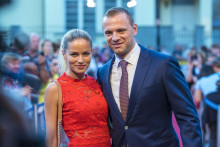 Ivana a Mari&aacute;n G&aacute;bor&iacute;k zahoreli l&aacute;skou v roku 2011.