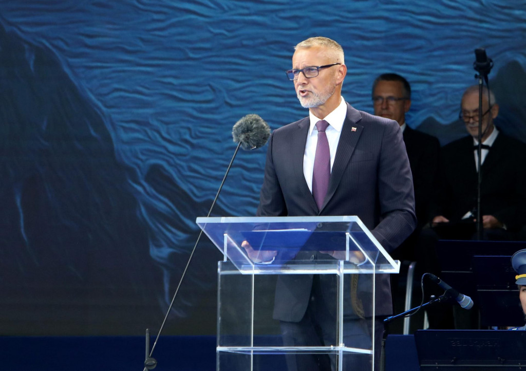 Na sn&iacute;mke predseda N&aacute;rodnej rady Richard Ra&scaron;i. FOTO: TASR/J&aacute;n Kro&scaron;l&aacute;k