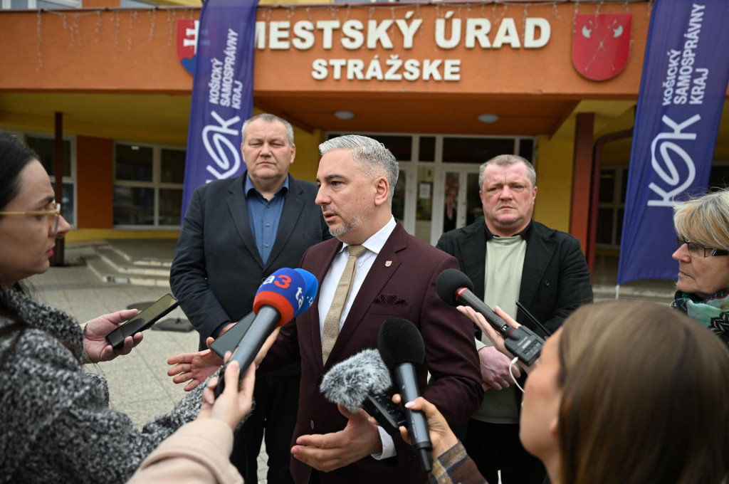 Predseda Ko&scaron;ick&eacute;ho samospr&aacute;vneho kraja Rastislav Trnka. FOTO: TASR/Franti&scaron;ek Iv&aacute;n