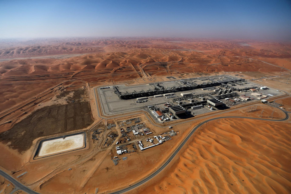 Ropn&eacute; pole spoločnosti Aramco v Saudskej Ar&aacute;bii. FOTO: Reuters