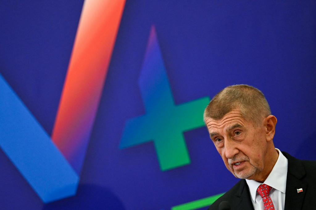 Na negat&iacute;vny dosah ETS 2 na rafin&eacute;rsky priemysel dnes pouk&aacute;zal česk&yacute; premi&eacute;r Andrej Babi&scaron;. FOTO: Reuters