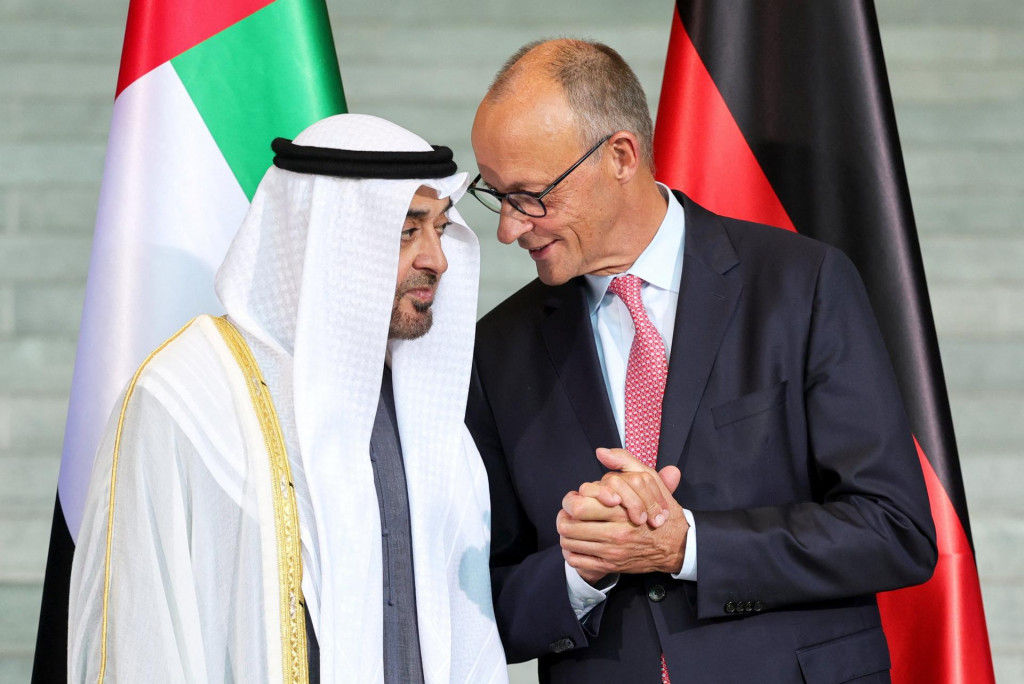 &Scaron;ejk Muhammad stretol so spolkov&yacute;m kancel&aacute;rom Friedrichom Merzom. FOTO: Reuters